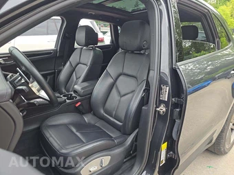 2021 Porsche Macan – miniatura 6