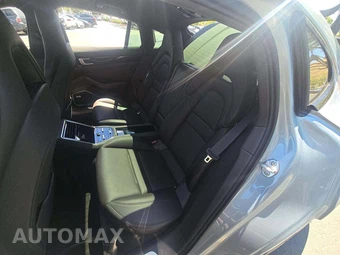 2021 Porsche Panamera 4S – miniatura 10