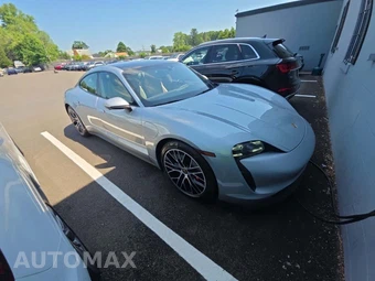 2021 Porsche Taycan 4S – miniatura 4