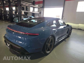 2021 Porsche Taycan Turbo S – miniatura 3