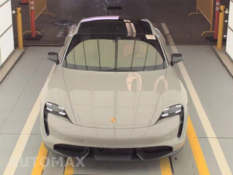 2021 Porsche Taycan Turbo S - miniatura 2
