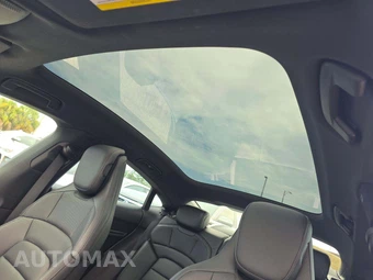 2021 Porsche Taycan - miniatura 8
