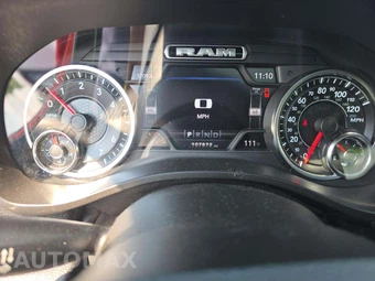 2021 Ram 1500 Big Horn Crew Cab Medium Bed - miniatura 9