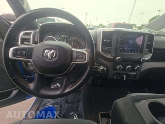 2021 Ram 1500 Big Horn Crew Cab Medium Bed - miniatura 10