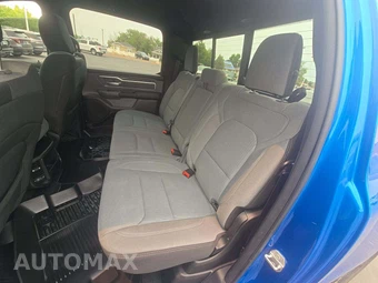 2021 Ram 1500 Big Horn Crew Cab Medium Bed - miniatura 13