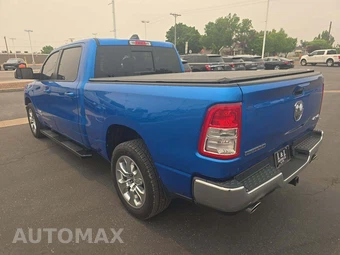 2021 Ram 1500 Big Horn Crew Cab Medium Bed - miniatura 2