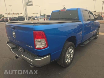 2021 Ram 1500 Big Horn Crew Cab Medium Bed - miniatura 3