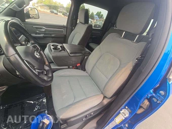 2021 Ram 1500 Big Horn Crew Cab Medium Bed - miniatura 6