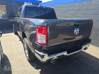 2021 Ram 1500 Big Horn Crew Cab Short Bed - miniatura 6