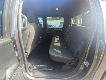 2021 Ram 1500 Big Horn Crew Cab Short Bed - miniatura 13