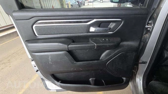 2021 Ram 1500 Big Horn Crew Cab Short Bed - miniatura 27