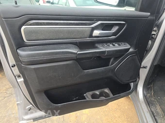 2021 Ram 1500 Big Horn Crew Cab Short Bed - miniatura 9