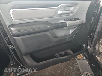 2021 Ram 1500 Big Horn Crew Cab Short Bed – miniatura 9