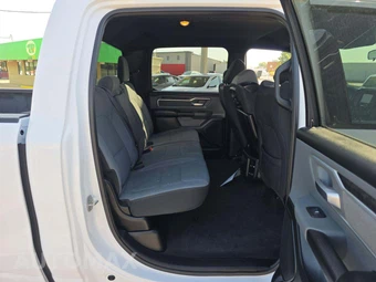 2021 Ram 1500 Big Horn Crew Cab Short Bed - miniatura 13