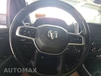 2021 Ram 1500 Big Horn Crew Cab Short Bed - miniatura 10