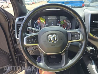 2021 Ram 1500 Big Horn Crew Cab Short Bed - miniatura 10