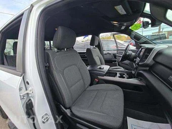 2021 Ram 1500 Big Horn Crew Cab Short Bed - miniatura 18