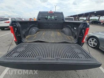 2021 Ram 1500 Big Horn Crew Cab Short Bed - miniatura 16