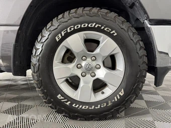 2021 Ram 1500 Big Horn Crew Cab Short Bed - miniatura 45