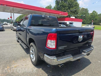 2021 Ram 1500 Big Horn Crew Cab Short Bed - miniatura 2