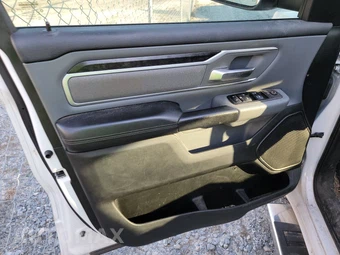 2021 Ram 1500 Big Horn Extended Cab Medium Bed - miniatura 9