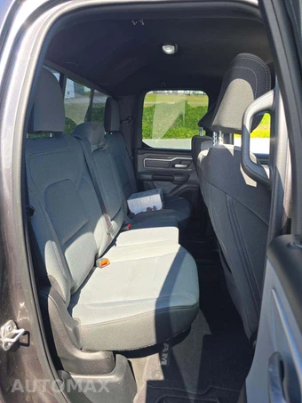 2021 Ram 1500 Big Horn Extended Cab Medium Bed - miniatura 16