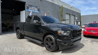 2021 Ram 1500 Big Horn Extended Cab Medium Bed - samochód z USA z aukcji Manheim, oferta Kup Teraz w AUTOMAX