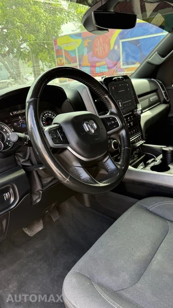 2021 Ram 1500 Big Horn Extended Cab Medium Bed - miniatura 5