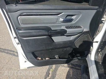 2021 Ram 1500 Big Horn Extended Cab Medium Bed - miniatura 9