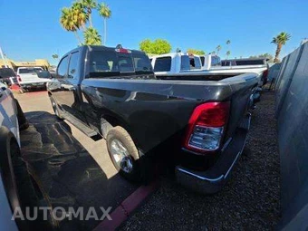 2021 Ram 1500 Big Horn Extended Cab Medium Bed - miniatura 2