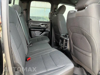 2021 Ram 1500 Big Horn Extended Cab Medium Bed - miniatura 9