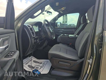 2021 Ram 1500 Big Horn Extended Cab Medium Bed - miniatura 3