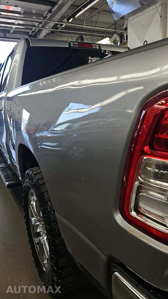 2021 Ram 1500 Big Horn Extended Cab Medium Bed - miniatura 42