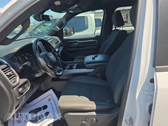 2021 Ram 1500 Big Horn Extended Cab Medium Bed - miniatura 7