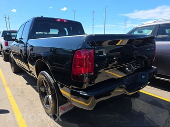 2021 Ram 1500 Classic Express Extended Cab Medium Bed - miniatura 6
