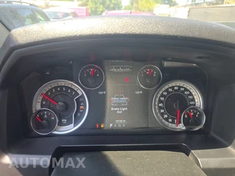 2021 Ram 1500 Classic Express Extended Cab Medium Bed - miniatura 13