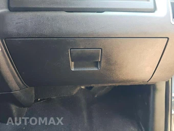 2021 Ram 1500 Classic SLT Crew Cab Medium Bed - miniatura 19