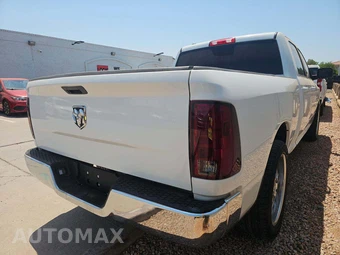 2021 Ram 1500 Classic SLT Crew Cab Medium Bed - miniatura 3