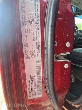 2021 Ram 1500 Classic SLT Crew Cab Medium Bed - miniatura 14