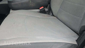 2021 Ram 1500 Classic SLT Crew Cab Medium Bed - miniatura 27