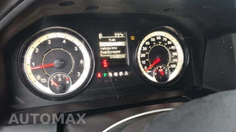 2021 Ram 1500 Classic SLT Crew Cab Medium Bed - miniatura 38