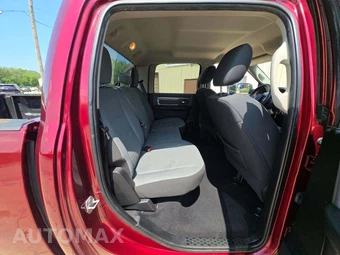 2021 Ram 1500 Classic SLT Crew Cab Medium Bed - miniatura 13