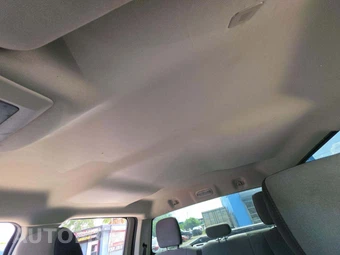 2021 Ram 1500 Classic SLT Crew Cab Medium Bed - miniatura 11
