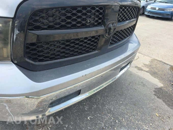 2021 Ram 1500 Classic SLT Crew Cab Medium Bed - miniatura 22