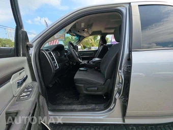 2021 Ram 1500 Classic SLT Crew Cab Medium Bed - miniatura 6