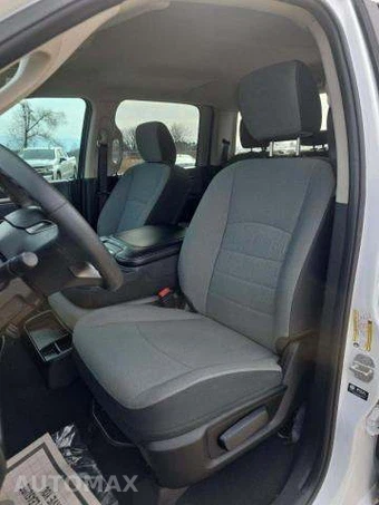 2021 Ram 1500 Classic SLT Crew Cab Short Bed - miniatura 7