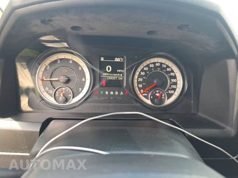 2021 Ram 1500 Classic SLT Crew Cab Short Bed - miniatura 12