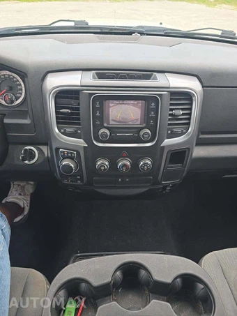 2021 Ram 1500 Classic SLT Crew Cab Short Bed - miniatura 7