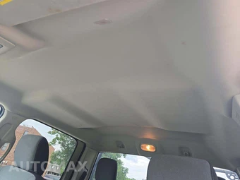 2021 Ram 1500 Classic SLT Crew Cab Short Bed - miniatura 8