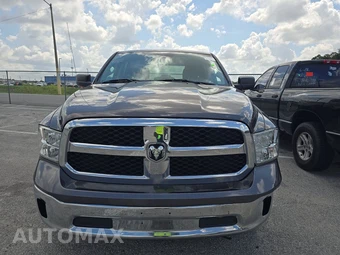 2021 Ram 1500 Classic SLT Crew Cab Short Bed - miniatura 2